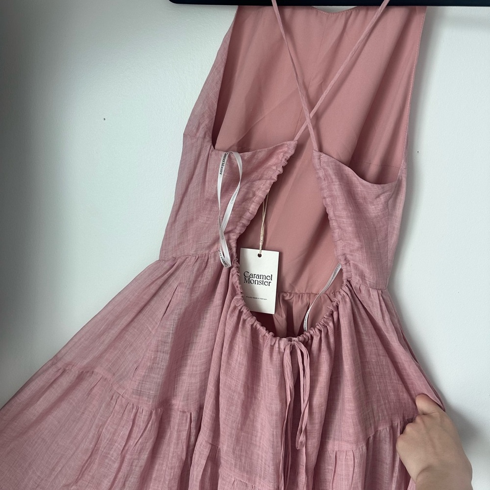 Elegant Pink Strappy Dress - Picture 2 of 6